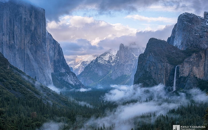 iMac Pro includes a stormy new macOS desktop wallpaper 