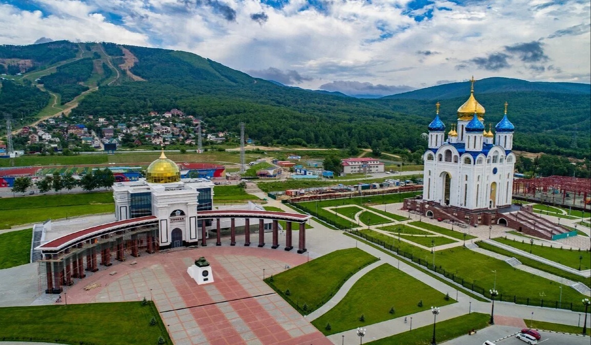 Универмаг Сахалин / Южно-Сахалинск 