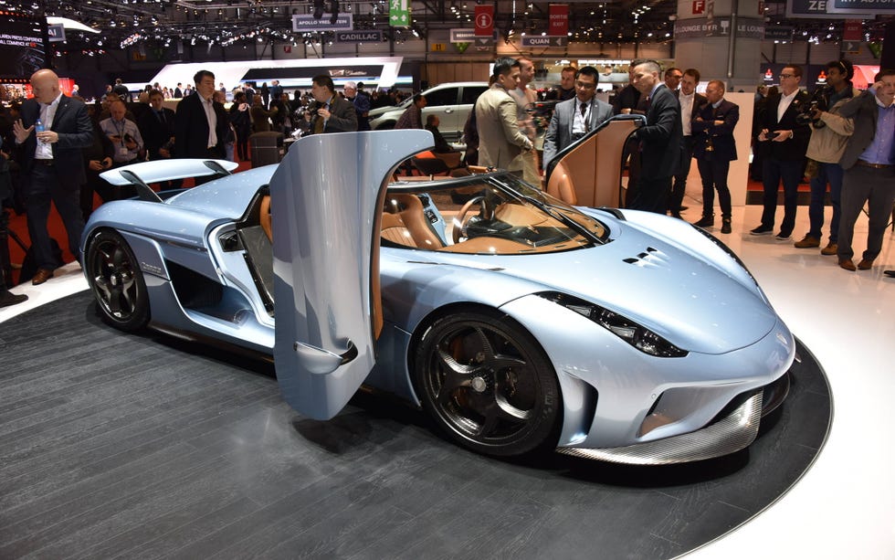 Спорткар Koenigsegg Agera R вновь 