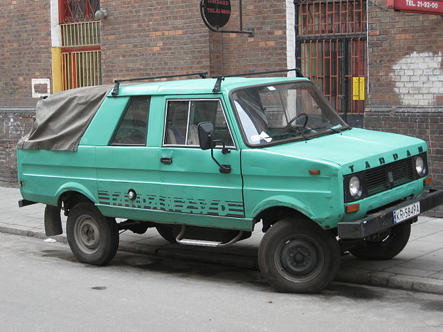 1/43 Tarpan 237 pick-up 4x4 1982 Red 