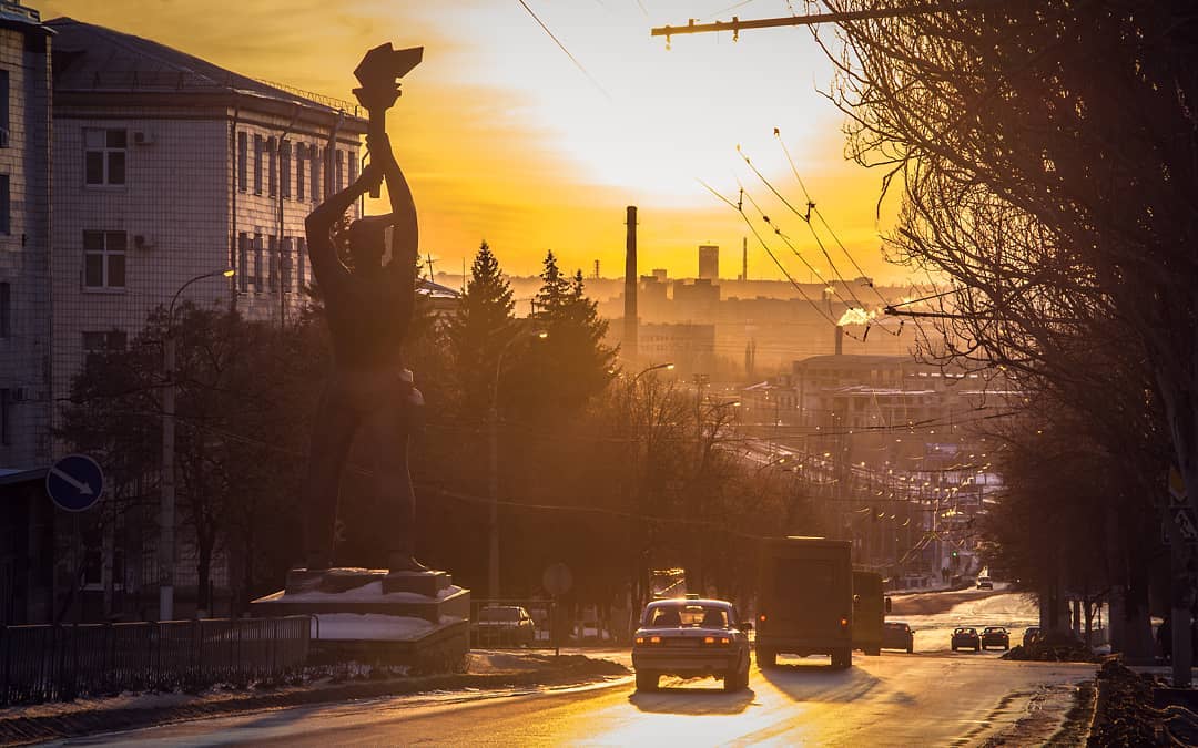 ЛУГАНСК ВОСТОЧНАЯ ЧАСТЬ ГОРОДА 