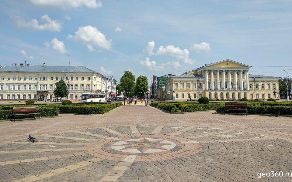 Здание гауптвахты в Костроме