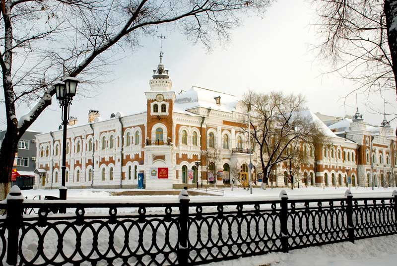 Благовещенск продает старинный особняк в центре города 