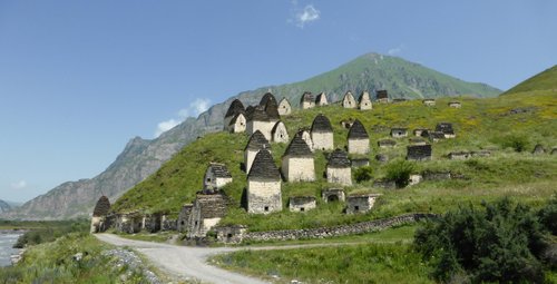 Цейское ущелье в Северной Осетии 