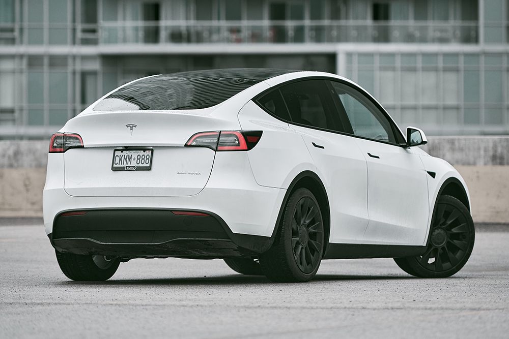 Tesla Model Y купить в Москве низкая 